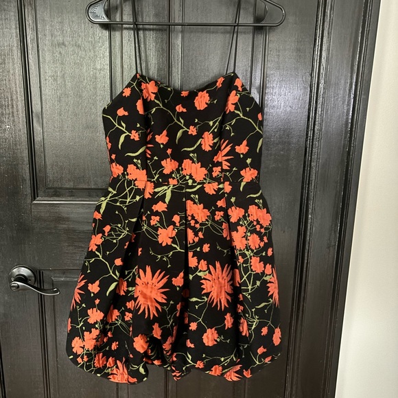 NWT Saylor Maureen mini dress - Picture 4 of 5